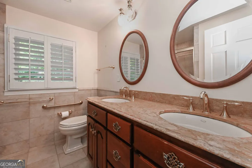 1830 Tara CIR Douglasville, GA 30135
