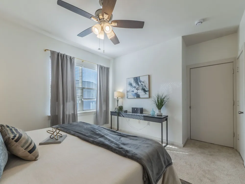 1201 Grove Boulevard #702 Austin, TX 78741