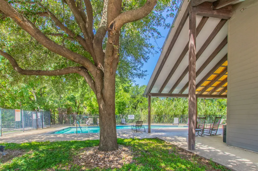 1201 Grove Boulevard #702 Austin, TX 78741