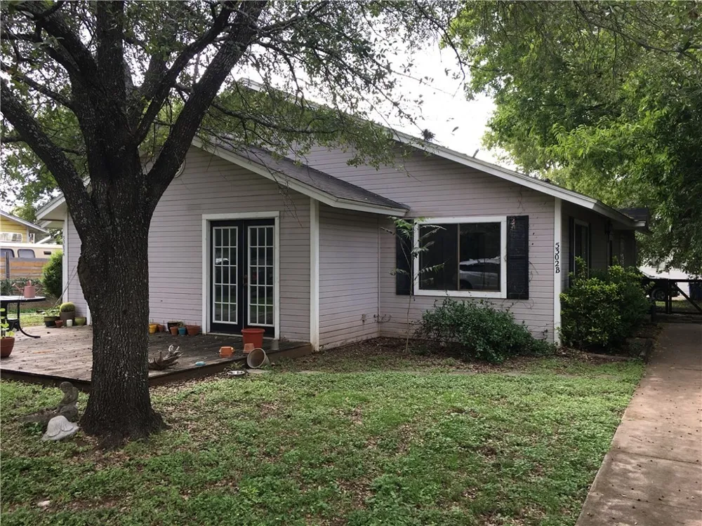 5302 Avenue G #B Austin, TX 78751