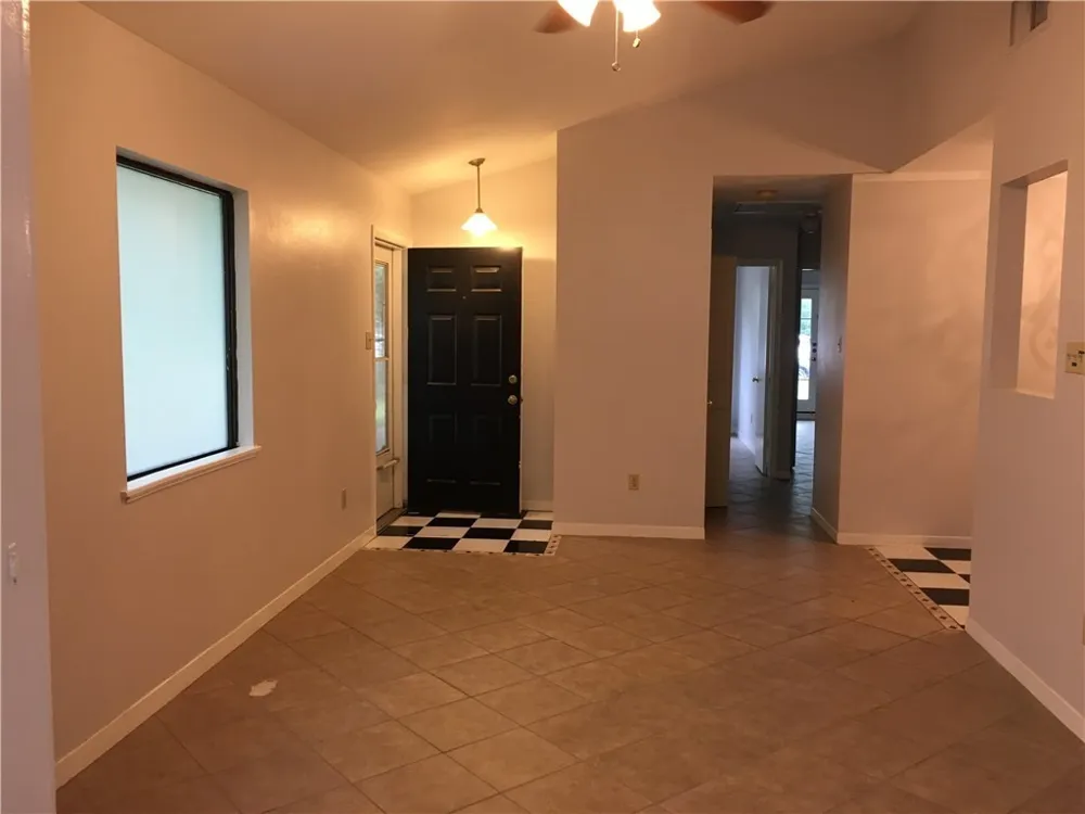 5302 Avenue G #B Austin, TX 78751