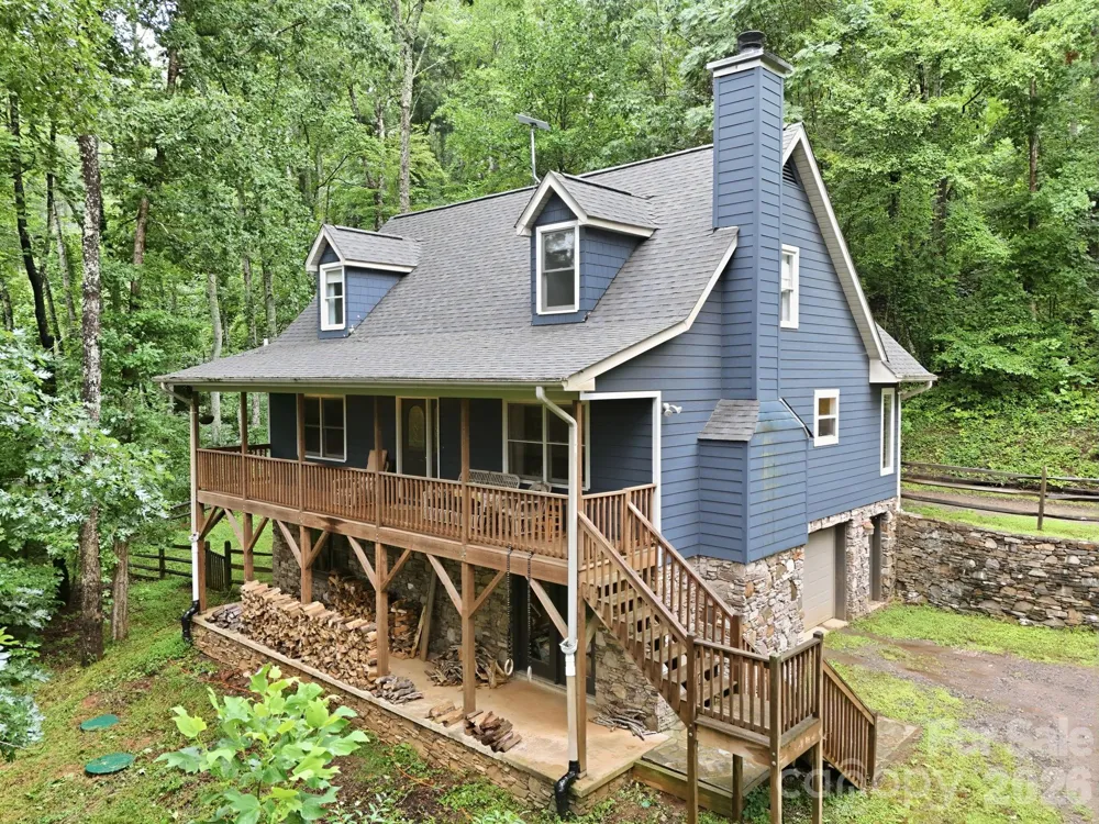 291 Merrills Chase Road Asheville, NC 28803