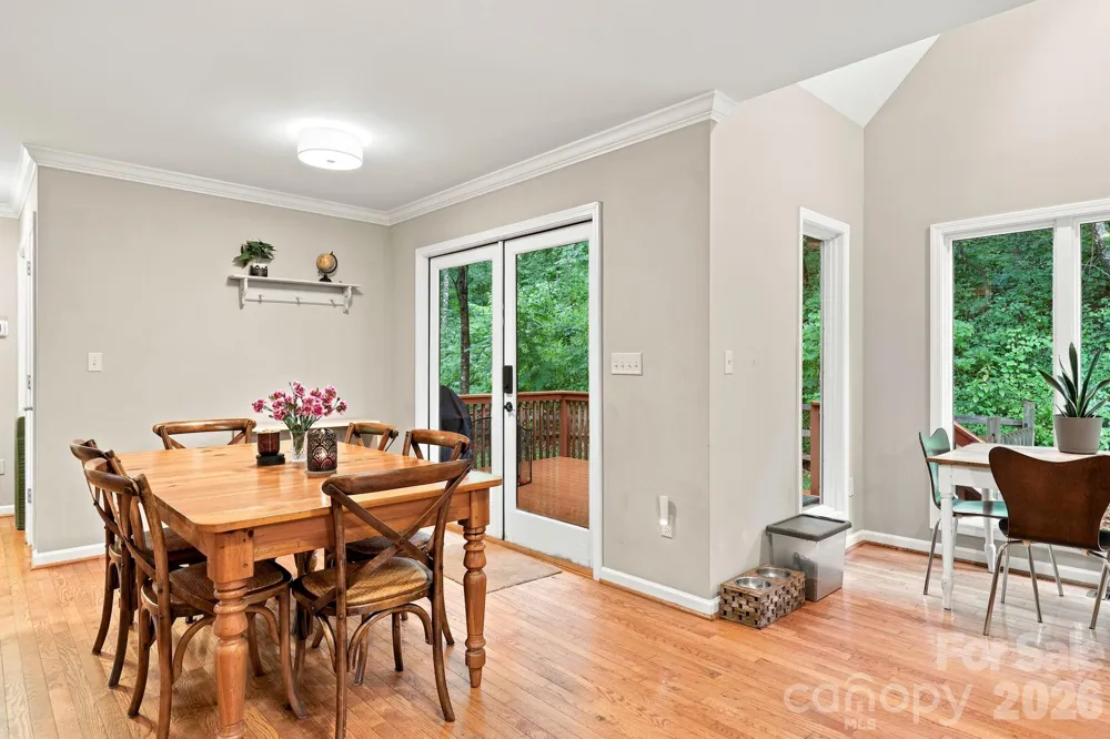291 Merrills Chase Road Asheville, NC 28803