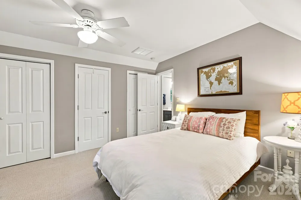 291 Merrills Chase Road Asheville, NC 28803