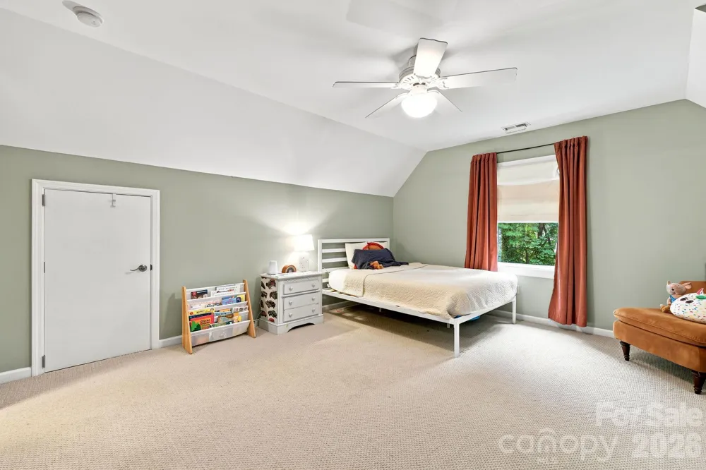 291 Merrills Chase Road Asheville, NC 28803