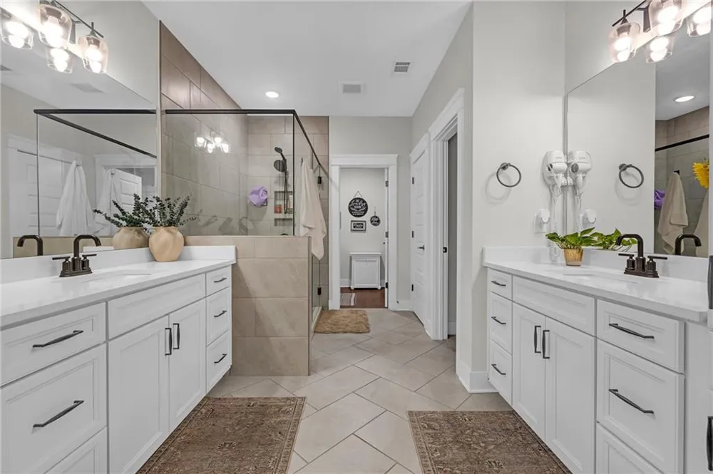 5332 Summer Oak Lane Buford, GA 30518