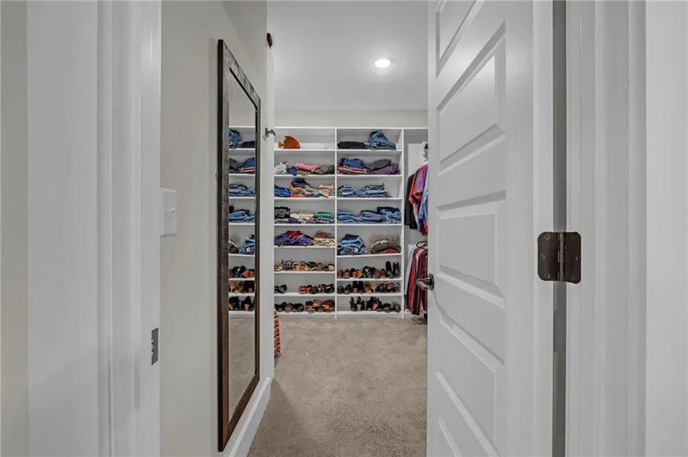5332 Summer Oak Lane Buford, GA 30518