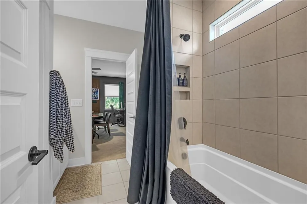 5332 Summer Oak Lane Buford, GA 30518