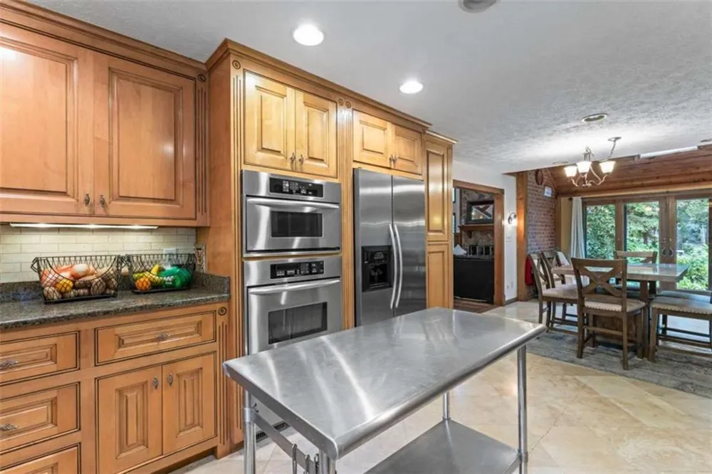 2645 Creek Indian Trail Jonesboro, GA 30236
