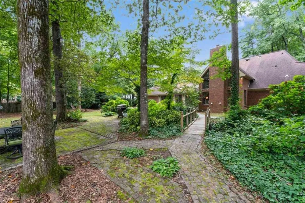 2645 Creek Indian Trail Jonesboro, GA 30236