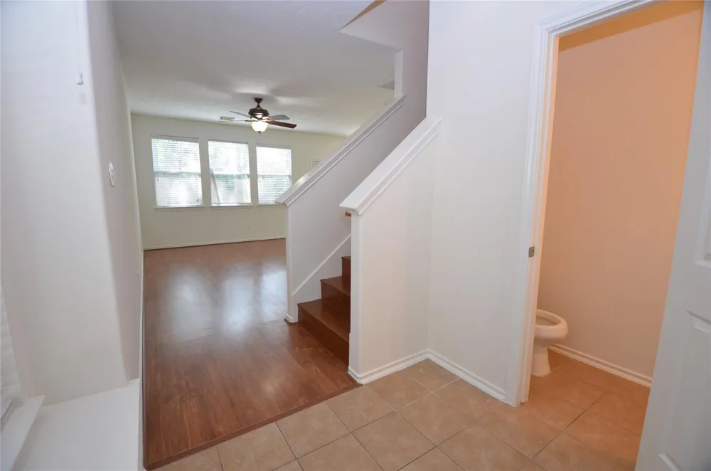 226 W Stedhill Loop Conroe, TX 77384