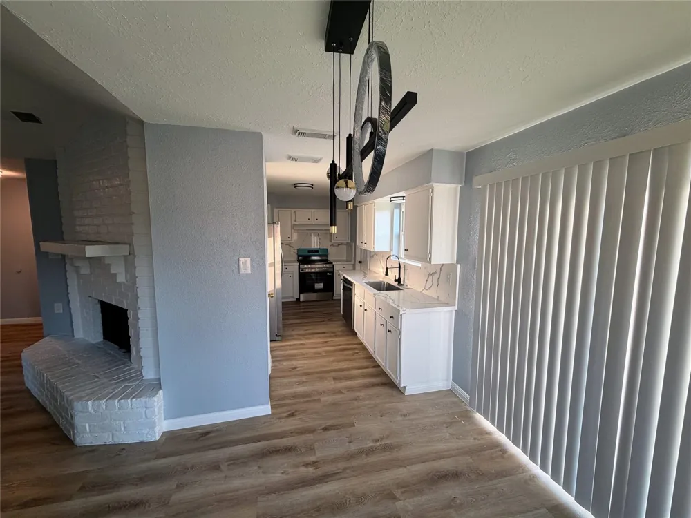 8707 Sherrywood Drive Houston, TX 77044