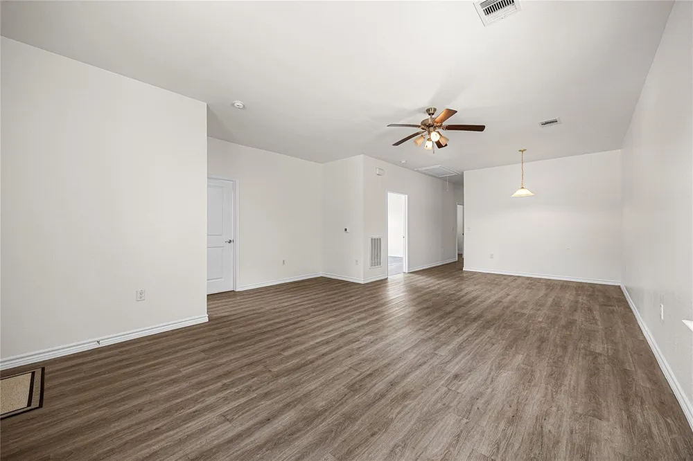 28096 Seven Sisters Road #A New Caney, TX 77357