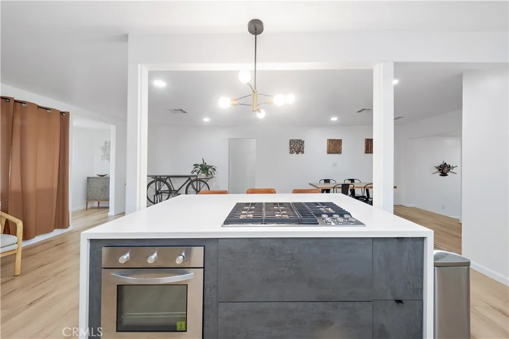 556 E. El Morado Court Ontario, CA 91764