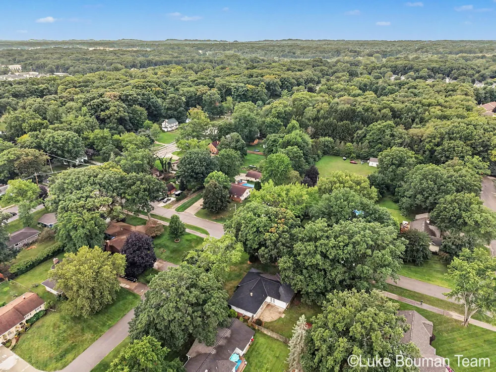 279 Aniline Avenue Holland, MI 49424