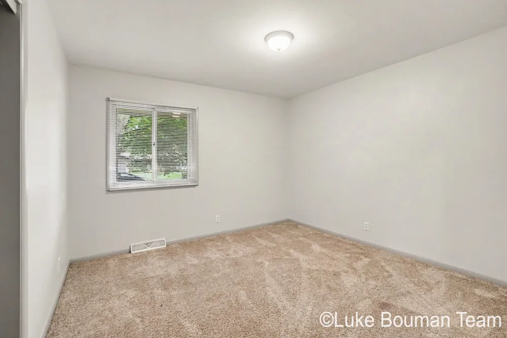 279 Aniline Avenue Holland, MI 49424