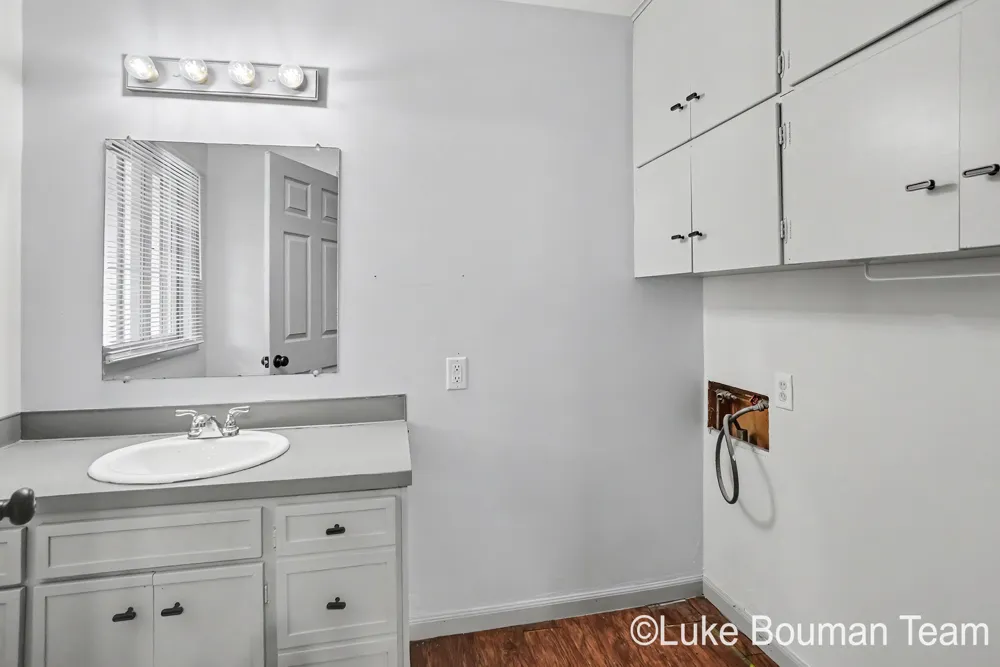 279 Aniline Avenue Holland, MI 49424