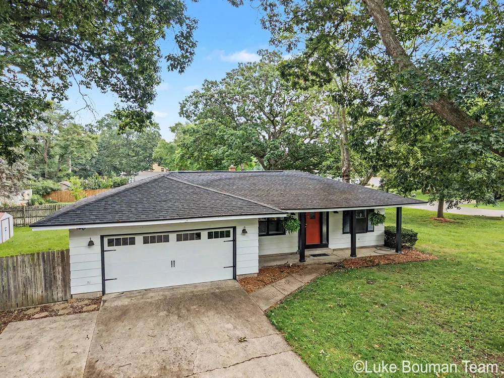 279 Aniline Avenue Holland, MI 49424