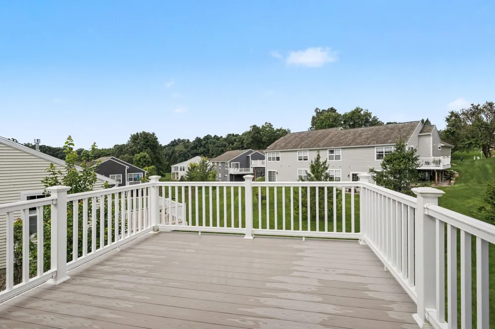 2559 Hunters Run Kalamazoo, MI 49048