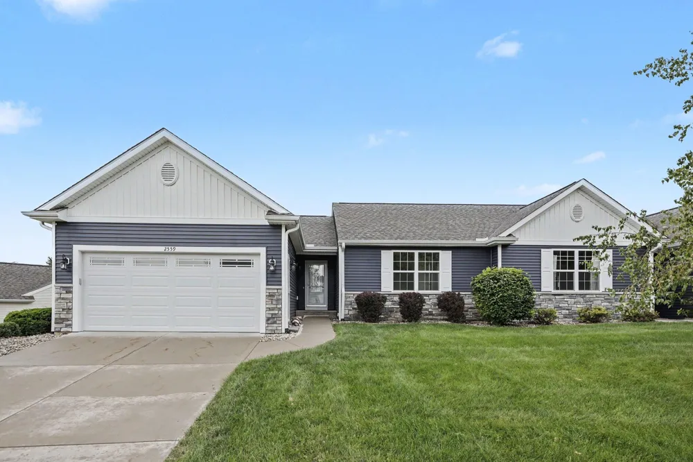 2559 Hunters Run Kalamazoo, MI 49048