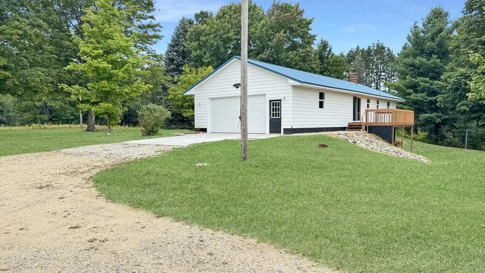 145 S 35 ROAD Cadillac, MI 49601