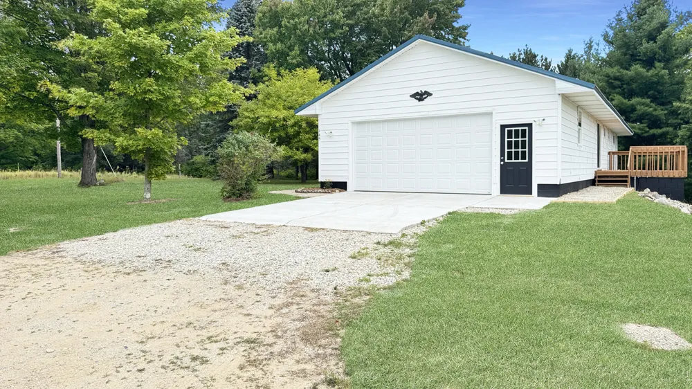 145 S 35 ROAD Cadillac, MI 49601