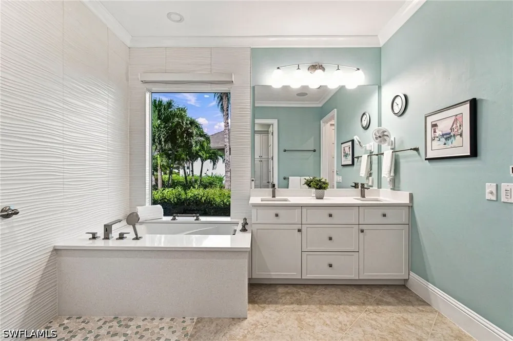 Andros Drive Naples, FL 34113