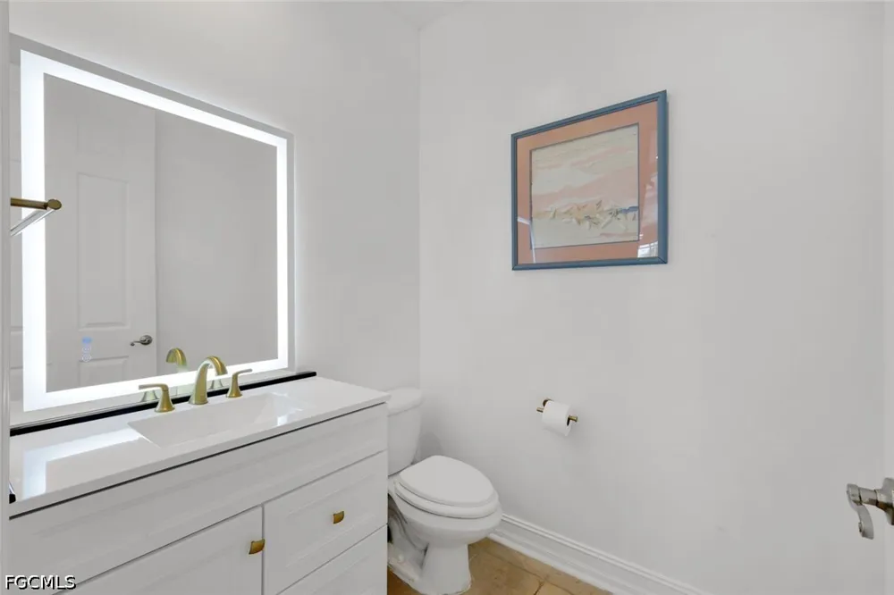 SW 26th Place Cape Coral, FL 33914