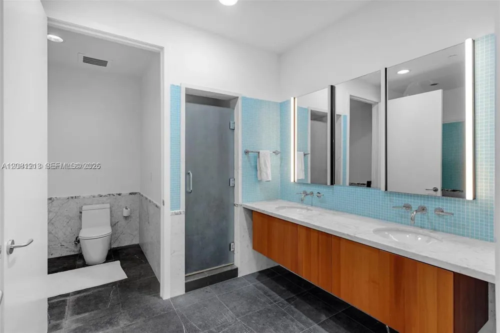 201 Aqua Ave #PH4 Miami Beach, FL 33141