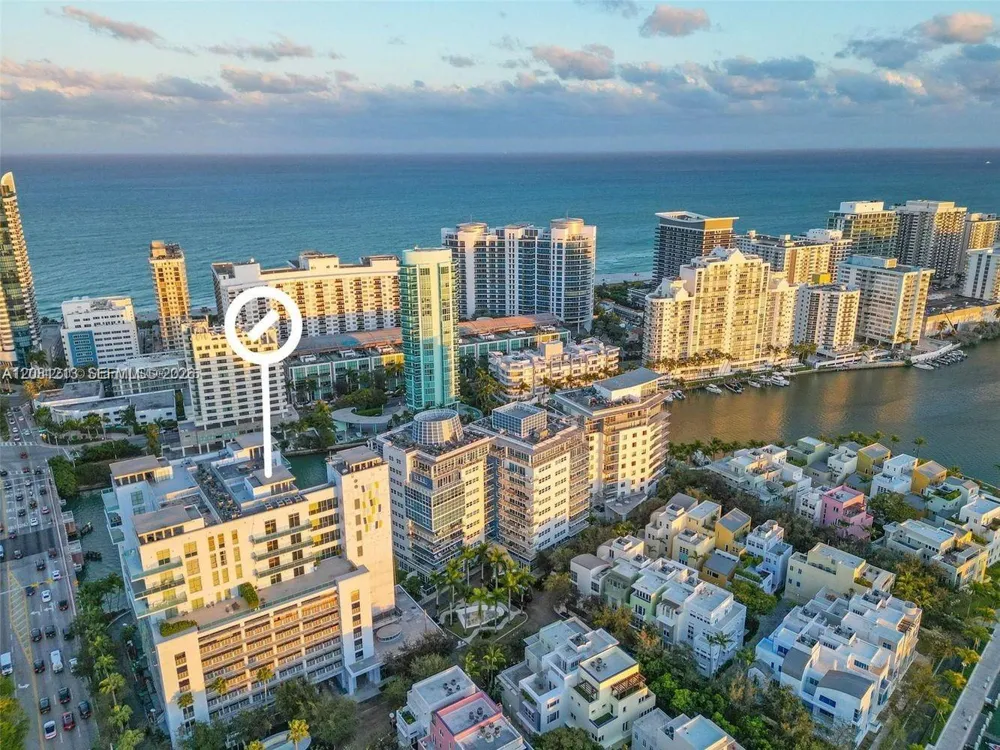 201 Aqua Ave #PH4 Miami Beach, FL 33141