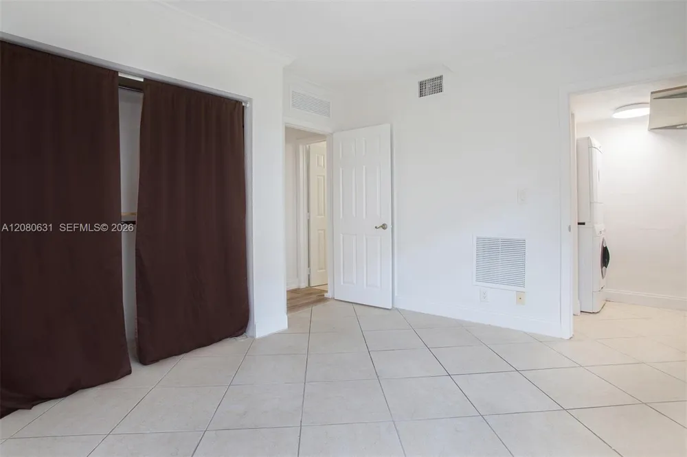 744 NE 14th Ave #6 Fort Lauderdale, FL 33304