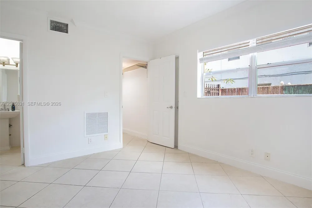 744 NE 14th Ave #6 Fort Lauderdale, FL 33304