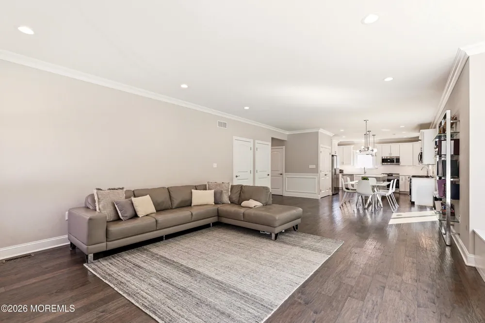 4 Morgan Court Manchester, NJ 08759