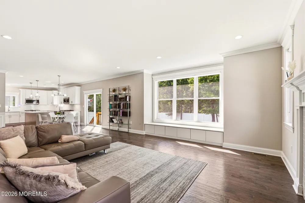 4 Morgan Court Manchester, NJ 08759