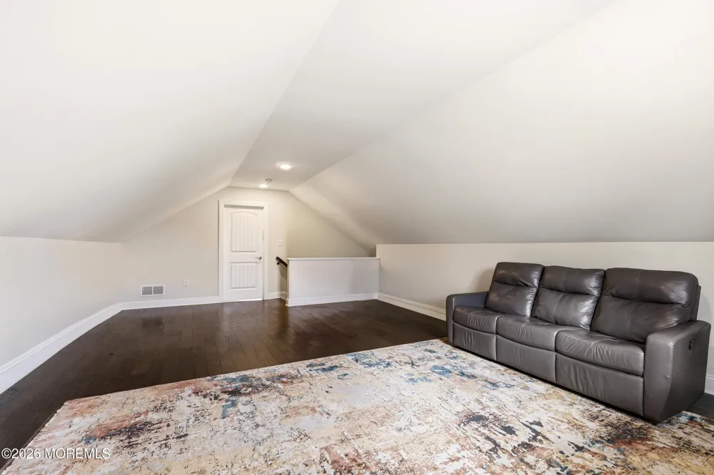 4 Morgan Court Manchester, NJ 08759
