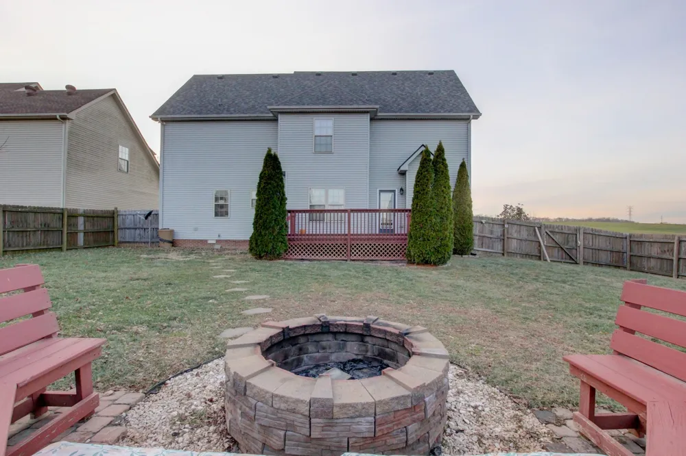 2997 Brewster Dr Clarksville, TN 37042