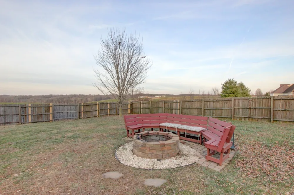 2997 Brewster Dr Clarksville, TN 37042