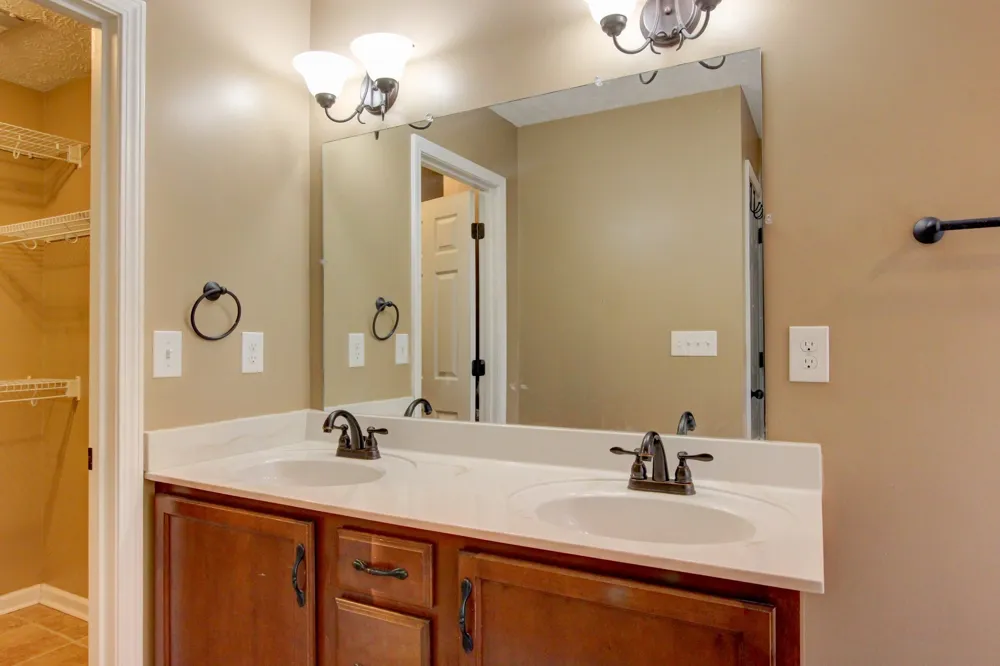 2997 Brewster Dr Clarksville, TN 37042