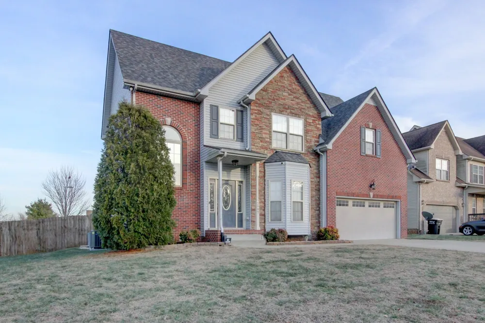 2997 Brewster Dr Clarksville, TN 37042