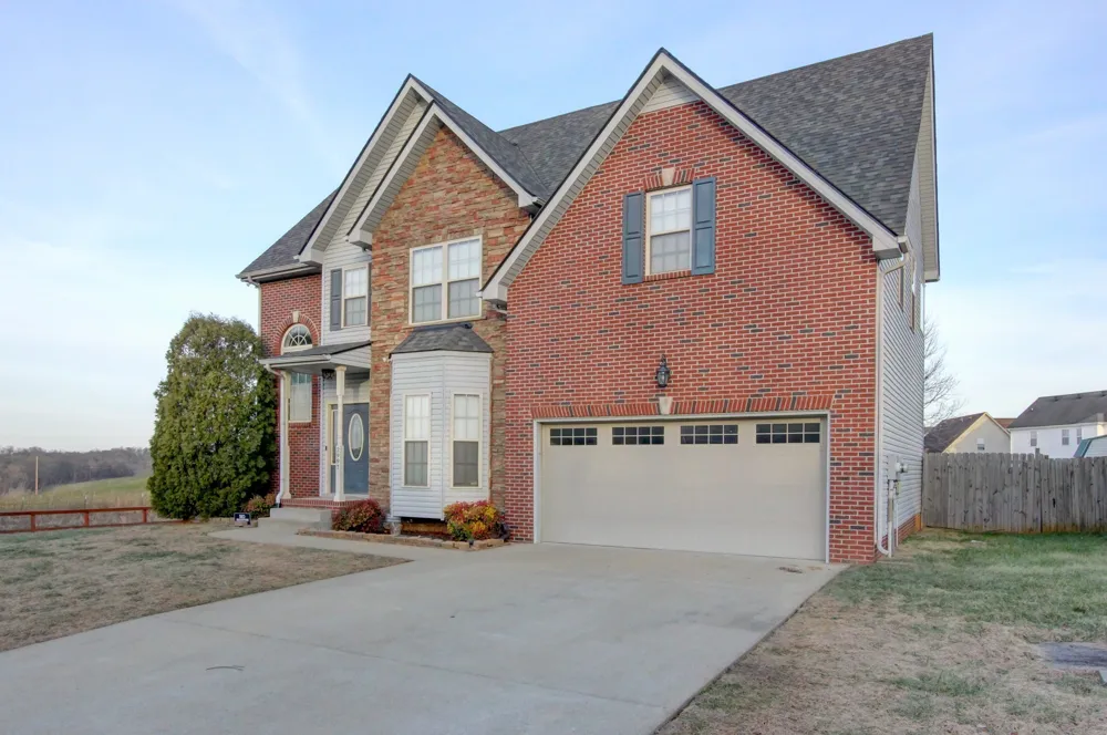 2997 Brewster Dr Clarksville, TN 37042