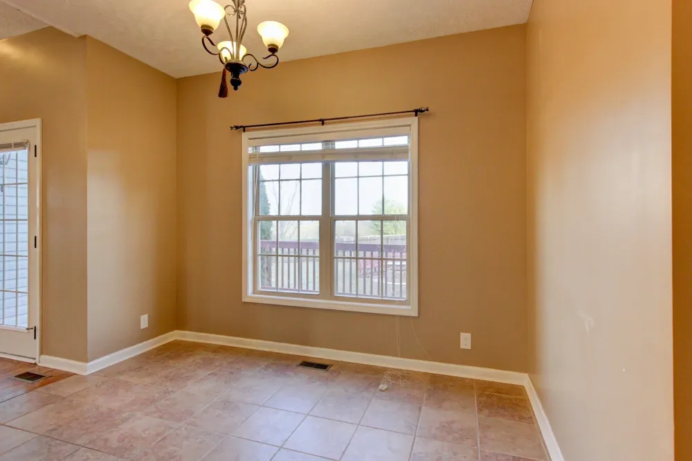 2997 Brewster Dr Clarksville, TN 37042
