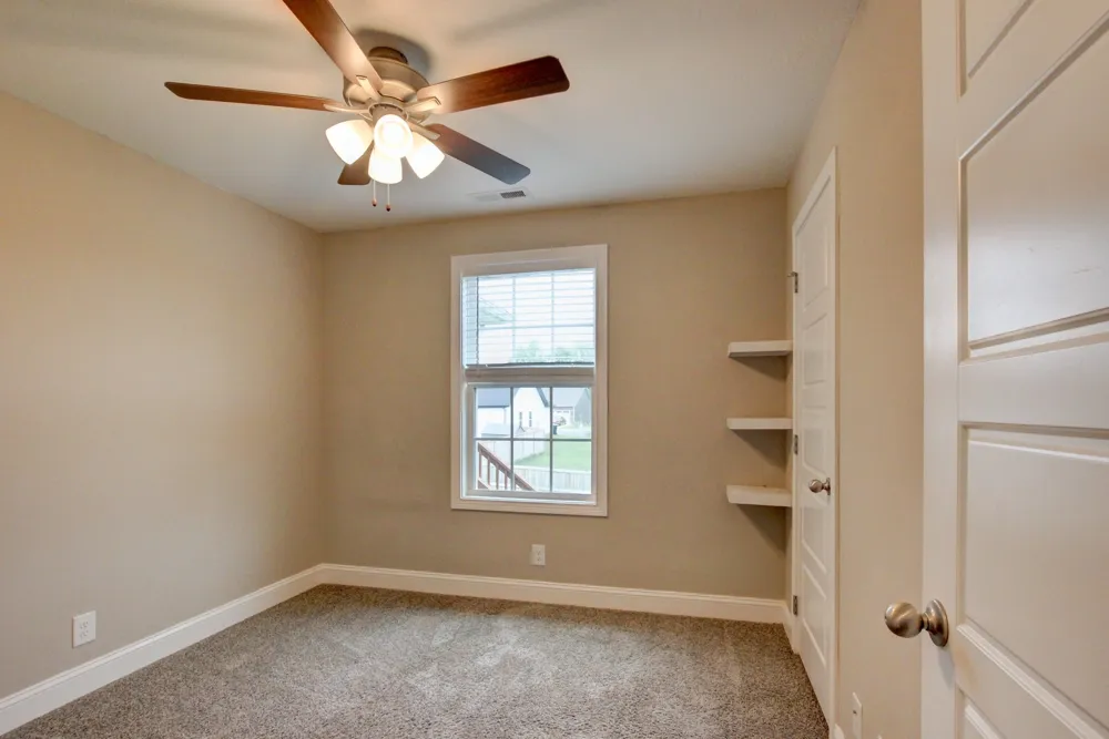 458 Irish Hills Dr Clarksville, TN 37042
