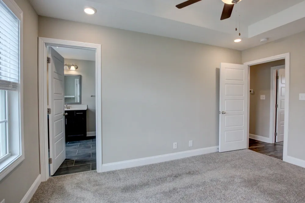 458 Irish Hills Dr Clarksville, TN 37042