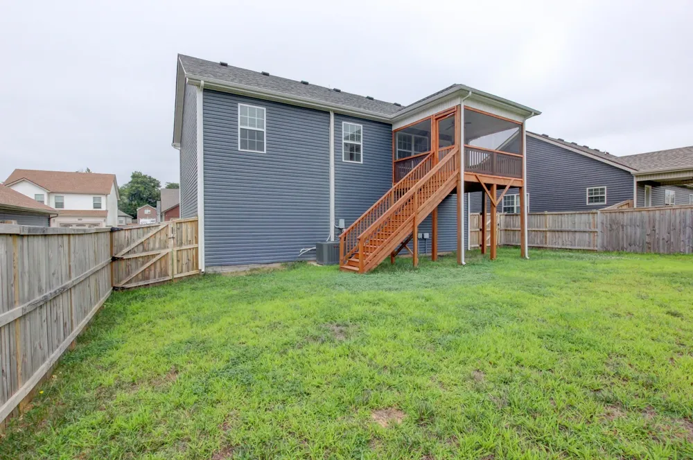 458 Irish Hills Dr Clarksville, TN 37042