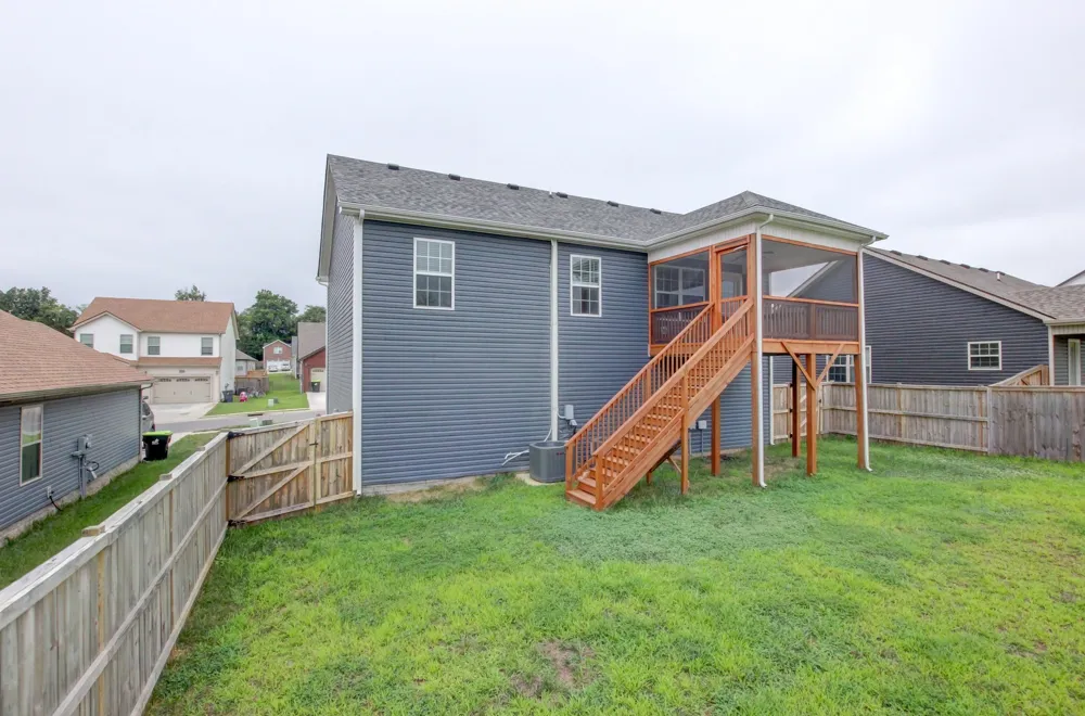 458 Irish Hills Dr Clarksville, TN 37042