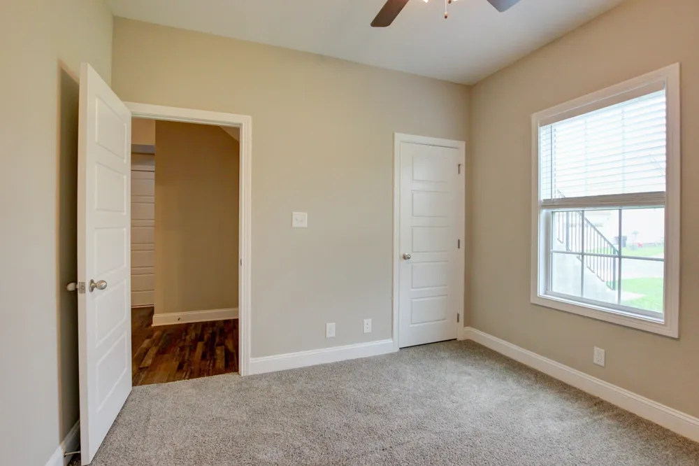 458 Irish Hills Dr Clarksville, TN 37042