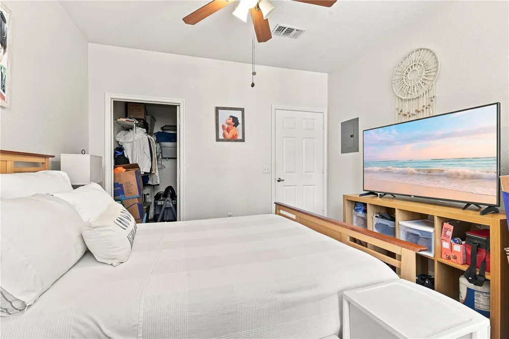 860 ORANGE AVENUE #239 Orlando, FL 32801