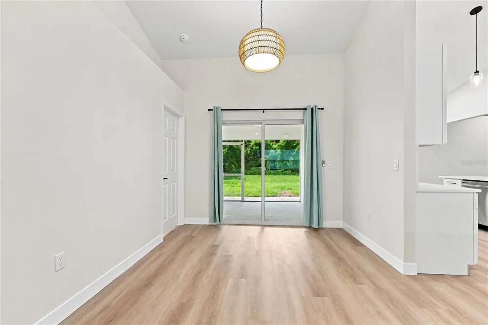 2405 APPALOOSA CIRCLE Sarasota, FL 34240
