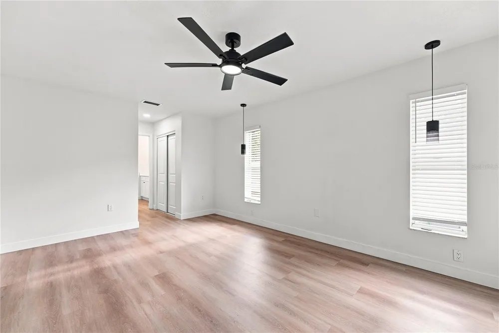 2405 APPALOOSA CIRCLE Sarasota, FL 34240