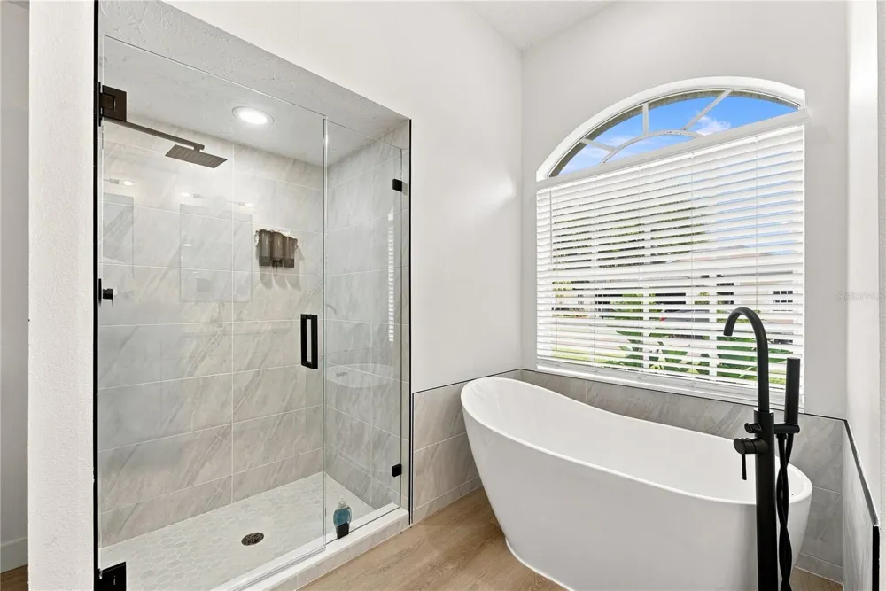 2405 APPALOOSA CIRCLE Sarasota, FL 34240